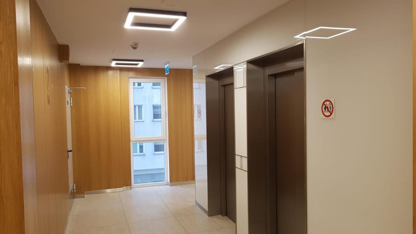 Galeria Rondo Wiatraczna Apartments Varşovia Exterior foto