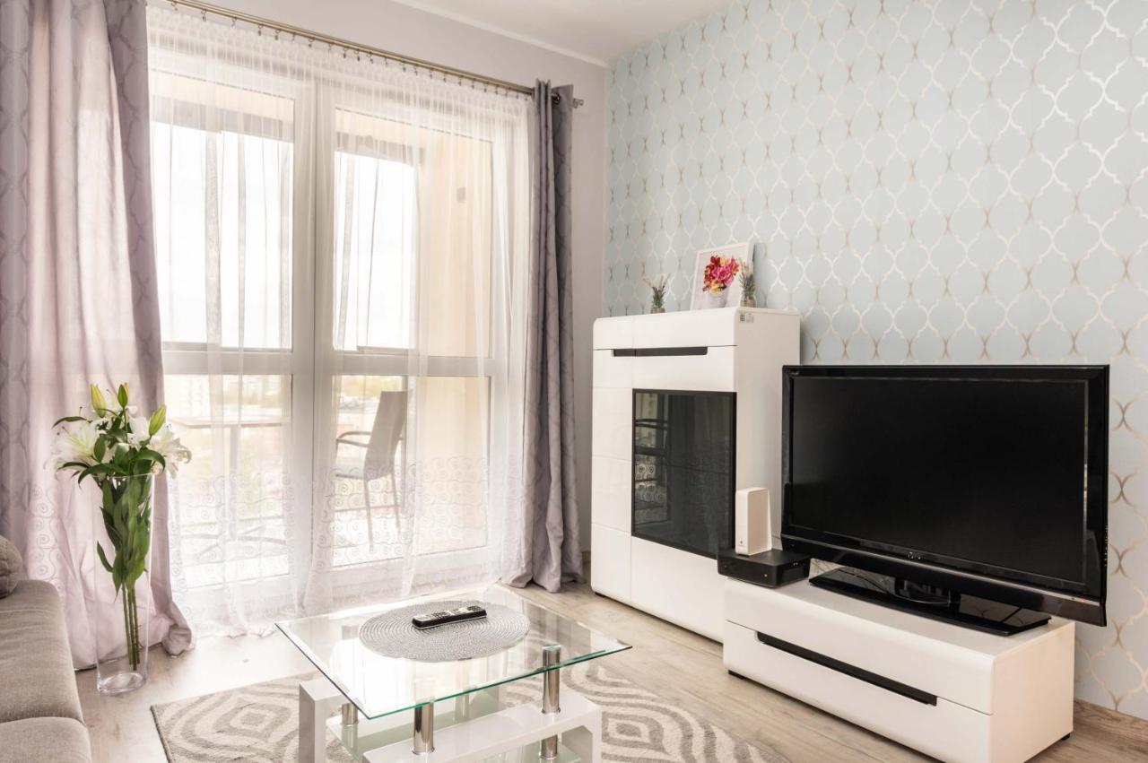 Galeria Rondo Wiatraczna Apartments Varşovia Exterior foto