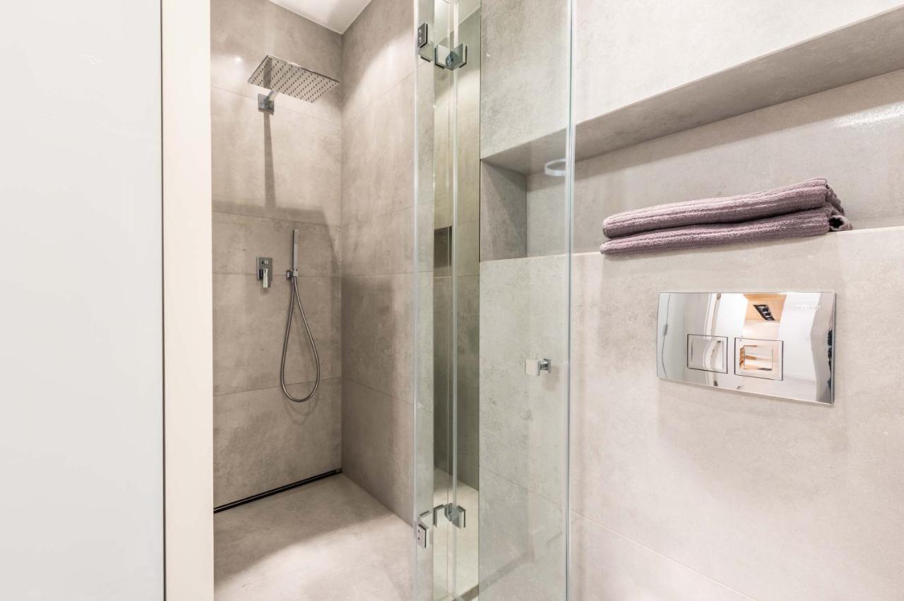 Galeria Rondo Wiatraczna Apartments Varşovia Exterior foto