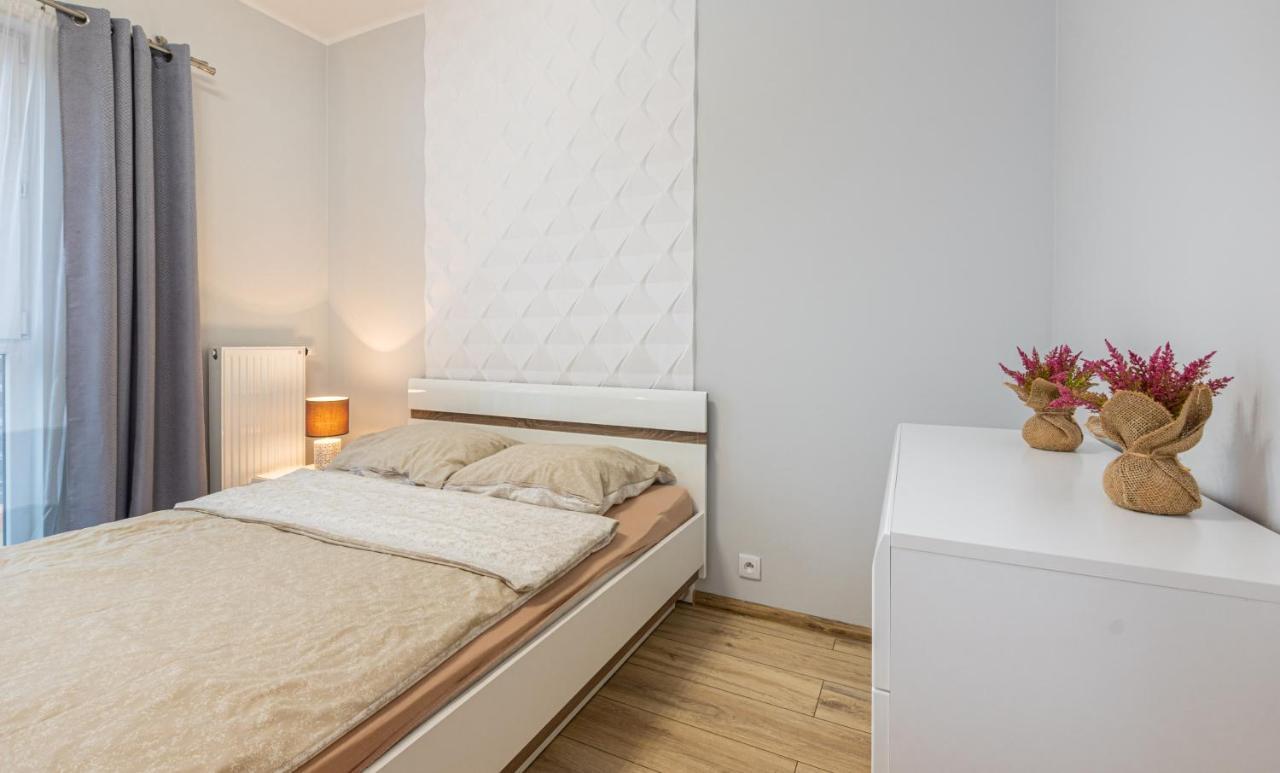 Galeria Rondo Wiatraczna Apartments Varşovia Exterior foto